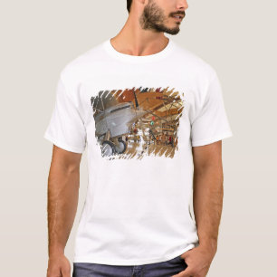 Camiseta Gente visitando el Museo Nacional de Aviación Nava