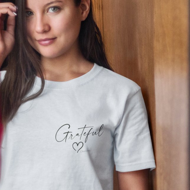 Camiseta Gentil Corazón | Su Nombre Guión De Tinta Mínima (Subido por el creador)
