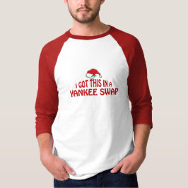 Camiseta Gift Yankee Swap - Santa Hat