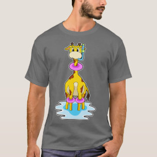 Camiseta Girafa en Natación con anillo de natación