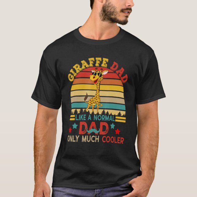 Camiseta Giraffe Dad Definition Much Cooler Cute Giraffe Su (Anverso)