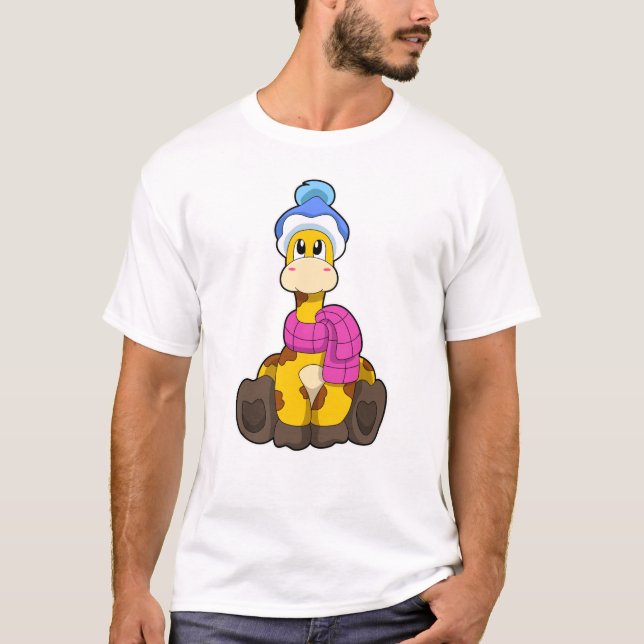 Camiseta Giraffe en invierno con bufanda y Gorra (Anverso)