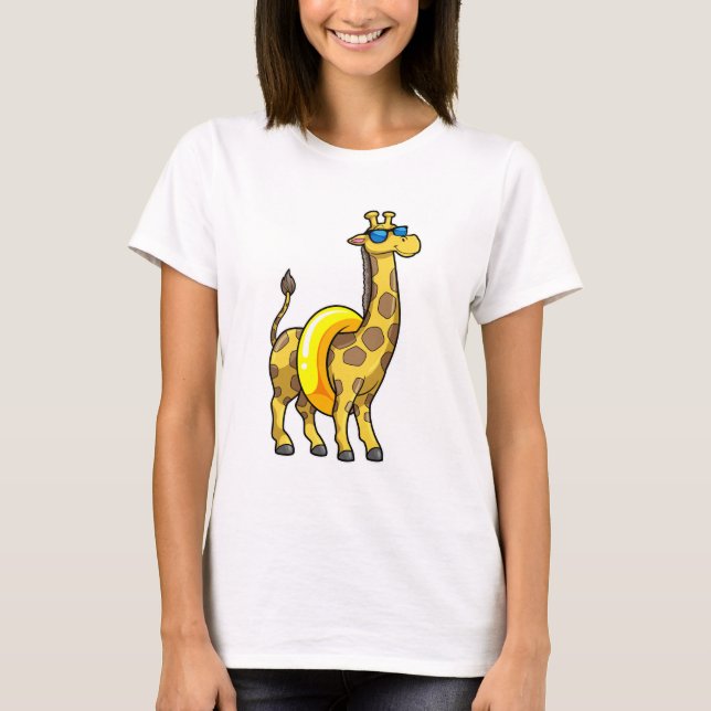 Camiseta Giraffe en la playa con anillo de natación y gafas (Anverso)