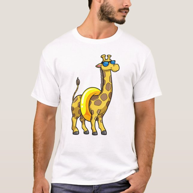 Camiseta Giraffe en la playa con anillo de natación y gafas (Anverso)