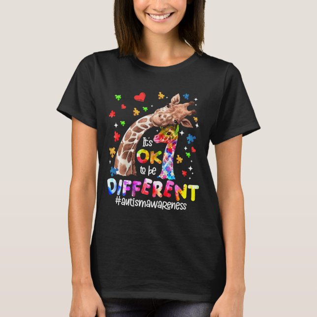 Camiseta Giraffe: Está bien ser diferente para tomar concie (Anverso)
