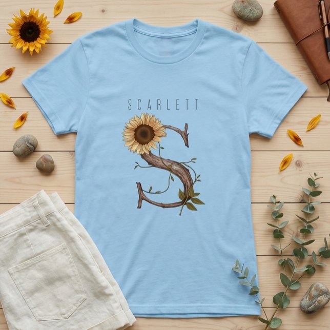 Camiseta Girasol Monograma 'S' Elegante  (Subido por el creador)