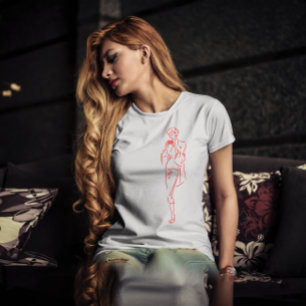 Camiseta Glam chica con una cámara
