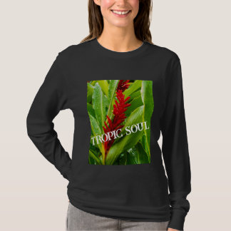 Camiseta Glistening Red Ginger Flower and Rain-Kissed Leave