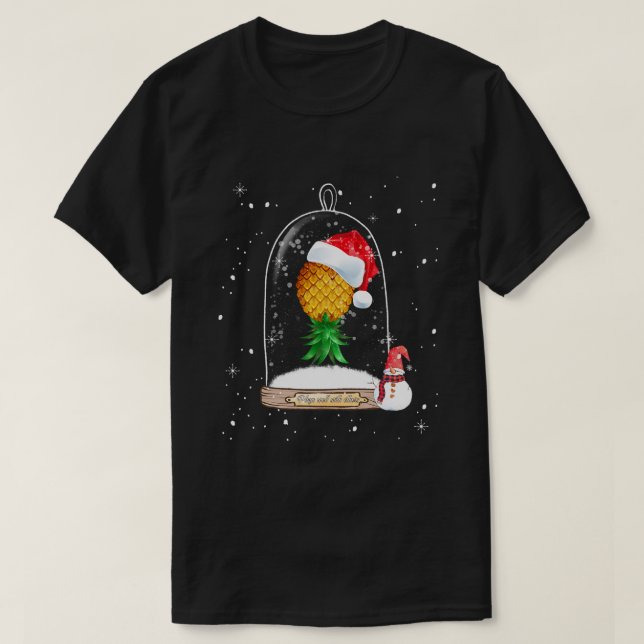 Camiseta Glóbulo de nieve de piña al revés de Santa Hat (Diseño del anverso)