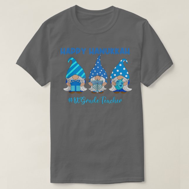 Camiseta Gnome Chanukkah Menorah, profesor de primer grado  (Diseño del anverso)
