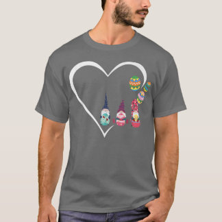 Camiseta Gnome del corazón lindo abrazo conejo feliz huevo