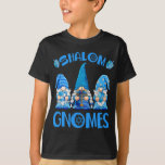 Camiseta Gnome Hanukkah Funny Jewish Shalom Gnomes Chanukah<br><div class="desc">Gnome Hanukkah Divertido judío Shalom Gnomes Chanukah Luces</div>