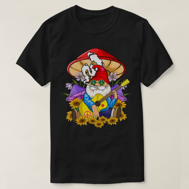 Camiseta Gnome Hippie tocando guitarra bajo un hongo (Diseño del anverso)