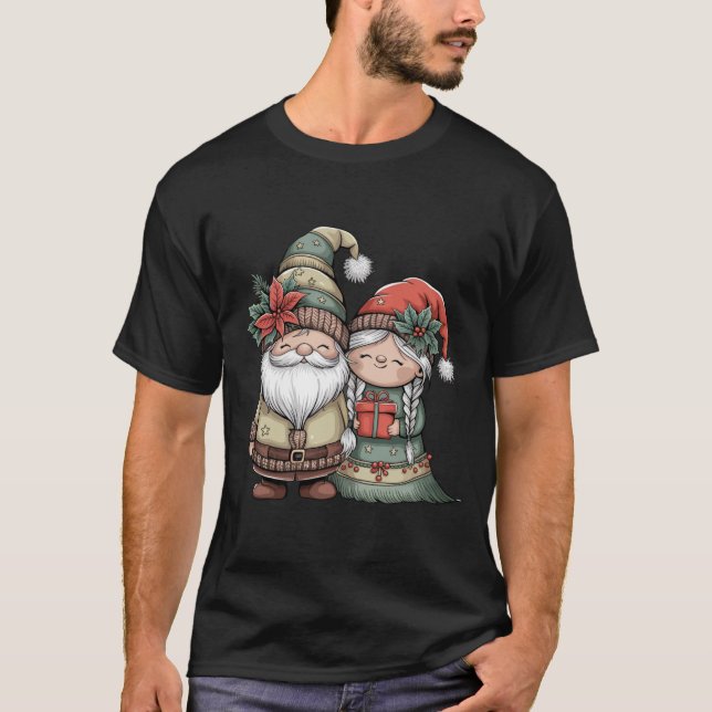 Camiseta Gnome Holiday Hugs (Anverso)