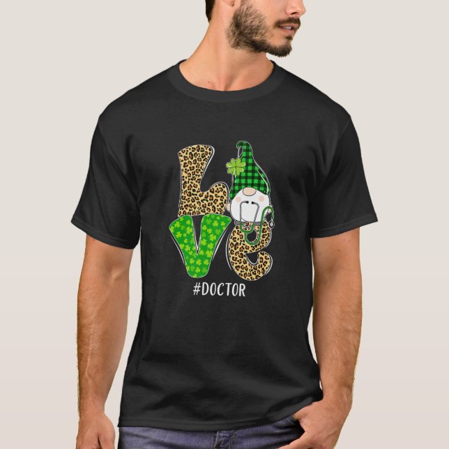 Camiseta Gnome Love Médica St Patricks Day Leopard Plaid (Anverso)