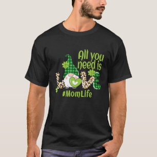 Camiseta Gnome LOVE Mom Life Mama Madre Cute Irish St Patr