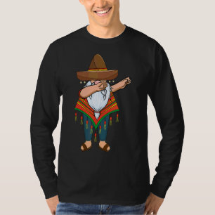 Camiseta Gnome mexicano de dabeo Cinco de Mayo Poncho Sombr