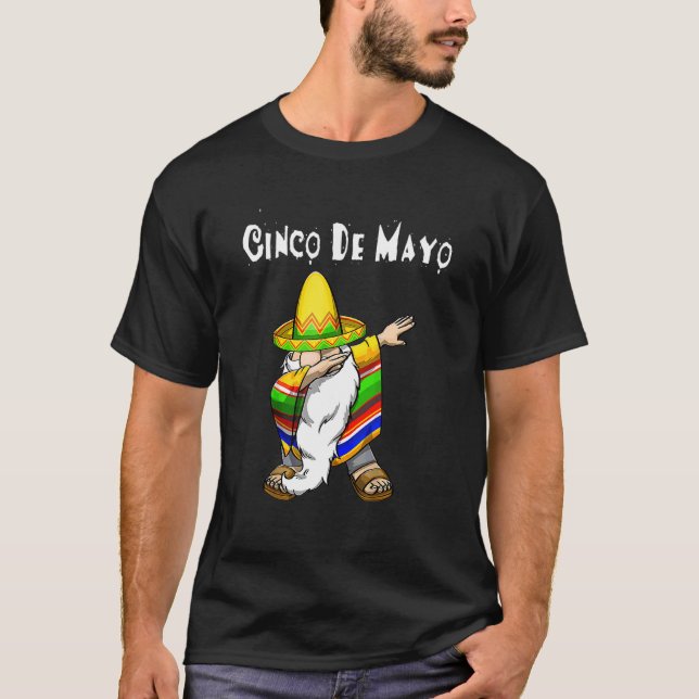 Camiseta Gnome mexicano de dabeo Cinco de Mayo Poncho Sombr (Anverso)