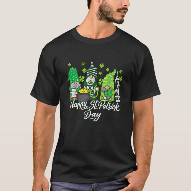 Camiseta Gnome Nurses Saint Pattys Scrub Nurse St Patricks  (Anverso)