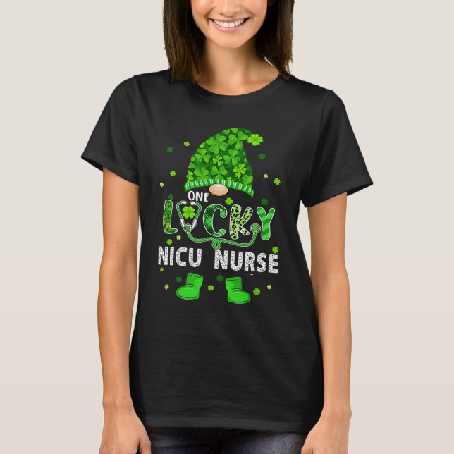 Camiseta Gnome One Lucky NICU Nurse St Patricks Day Shamroc (Anverso)