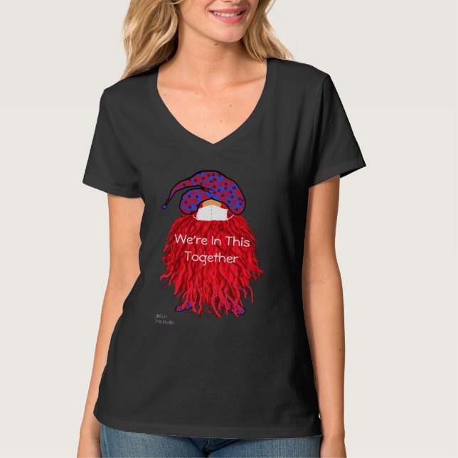 Camiseta Gnome rojo de las mujeres: Estamos en este cuello  (Anverso)