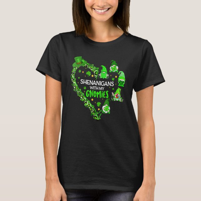 Camiseta Gnome St Patrick's Day Shenanigans with My Gnomies (Anverso)