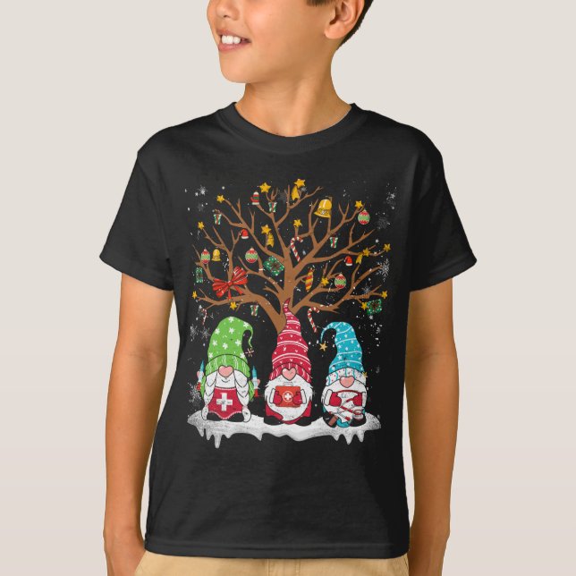 Camiseta Gnomes de árbol de Navidad Navidades de enfermería (Anverso)