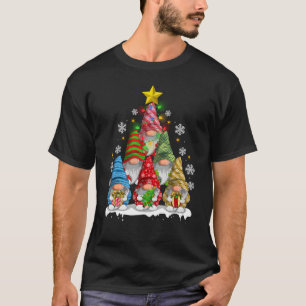 Camiseta Gnomies Xmas Pine Tree Gnome Garden