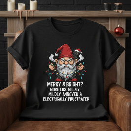 Camiseta Gnomo de Navidad gruñón Luces enredadas Gato negro