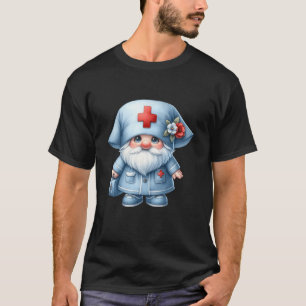 Camiseta Gnomo de partera divertido con uniforme de enferme