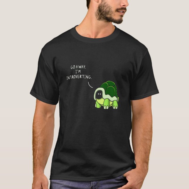 Camiseta Go Away I'm Introverting Dad Joke (Anverso)