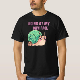 Camiseta Going At My Own Pace Snail Illustration SlowLiving