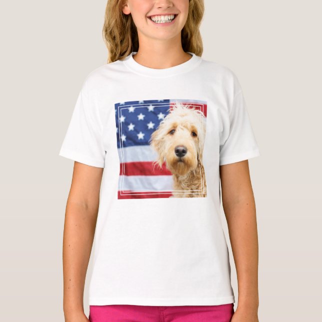 Camiseta Goldendoodle con bandera estadounidense (Anverso)