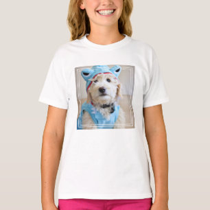 Camiseta Goldendoodle con traje de tiburón