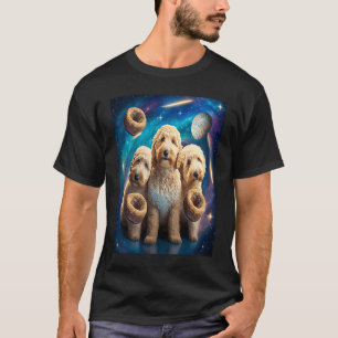 Camiseta Goldendoodle En El Espacio Con Donuts Cute Doodle