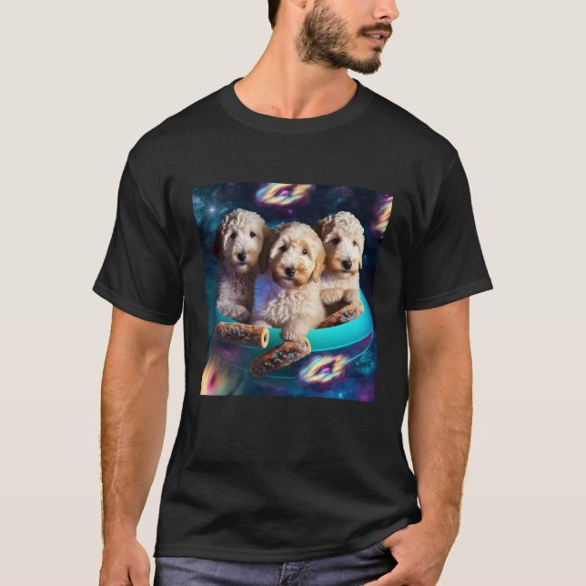 Camiseta Goldendoodle In Space With Donuts Cute Doodle Boys (Anverso)