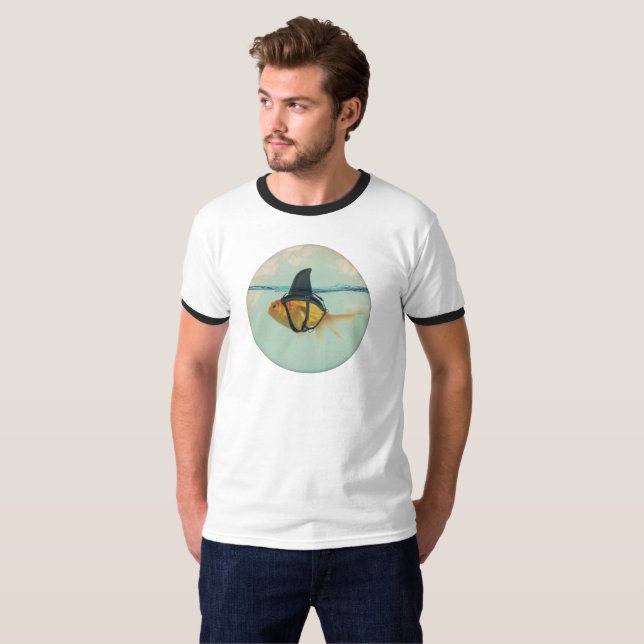 Camiseta Goldfish with a Shark Fin (Anverso completo)