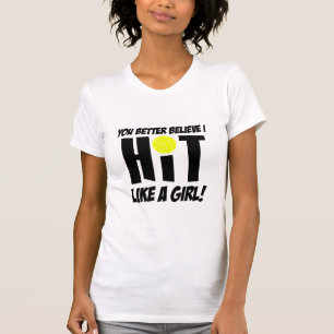 Camiseta golpea como una chica voleibol