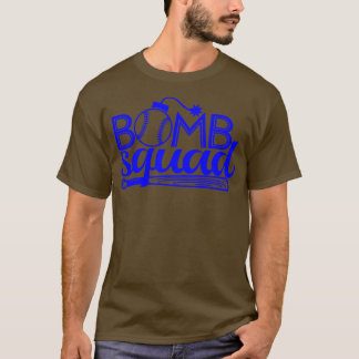 Camiseta Golpean el béisbol con la brigada de la bomba de c