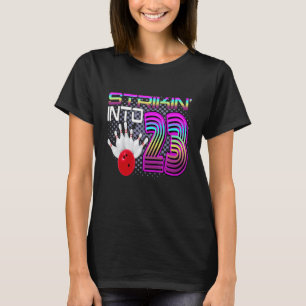 Camiseta Golpeando en 23 Bowling Bowler 23 cumpleaños Cele