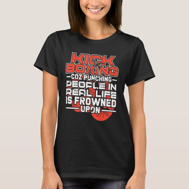 Camiseta Golpear a la gente es malvado con los combatientes (Anverso)