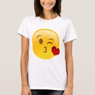 Camiseta Golpear a un pegatina de emoji de beso