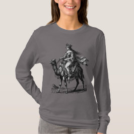 Camiseta Gomory La Duquesa del Desierto Montada en Camello