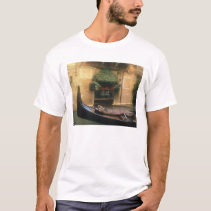 Camiseta Góndola y restaurante, Venecia, Véneto, Italia