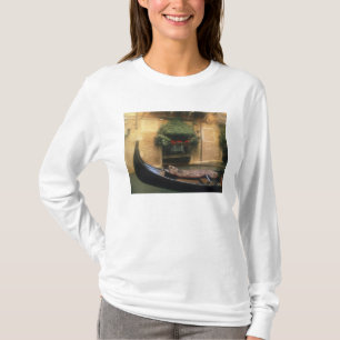 Camiseta Góndola y restaurante, Venecia, Véneto, Italia