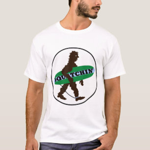 Camiseta Gone Squatchin' Surfing Bigfoot