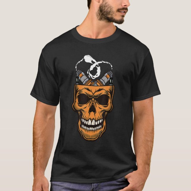 Camiseta Gothic Skull Vape with Vaping MODs & Tanks (Anverso)