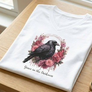 Camiseta Gótico Cuello en V Floral Cuervo Academia Oscura