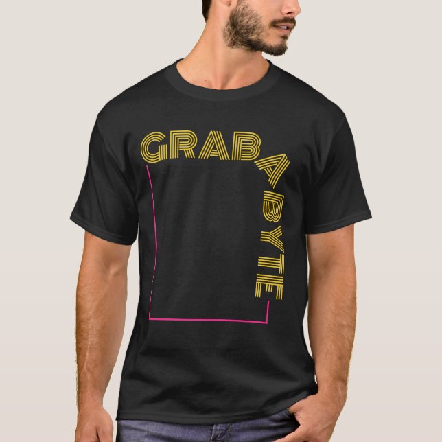 CAMISETA GRAB A BYTE - PUN DE PROGRAMACIÓN (Anverso)