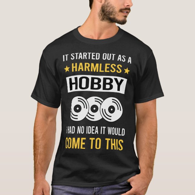Camiseta Grabación de Hobby sin daño (Anverso)